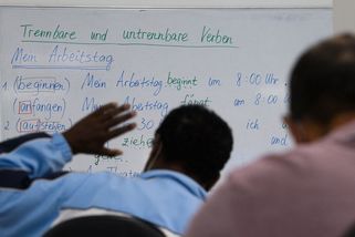 Naučit se němčinu neznamená, že se migrant integroval, tvrdí profesor jazykových kurzů - Novinky